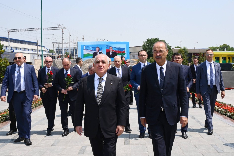 Azərbaycan və Özbəkistan Baş nazirlərinin görüşü keçirildi - FOTOLAR