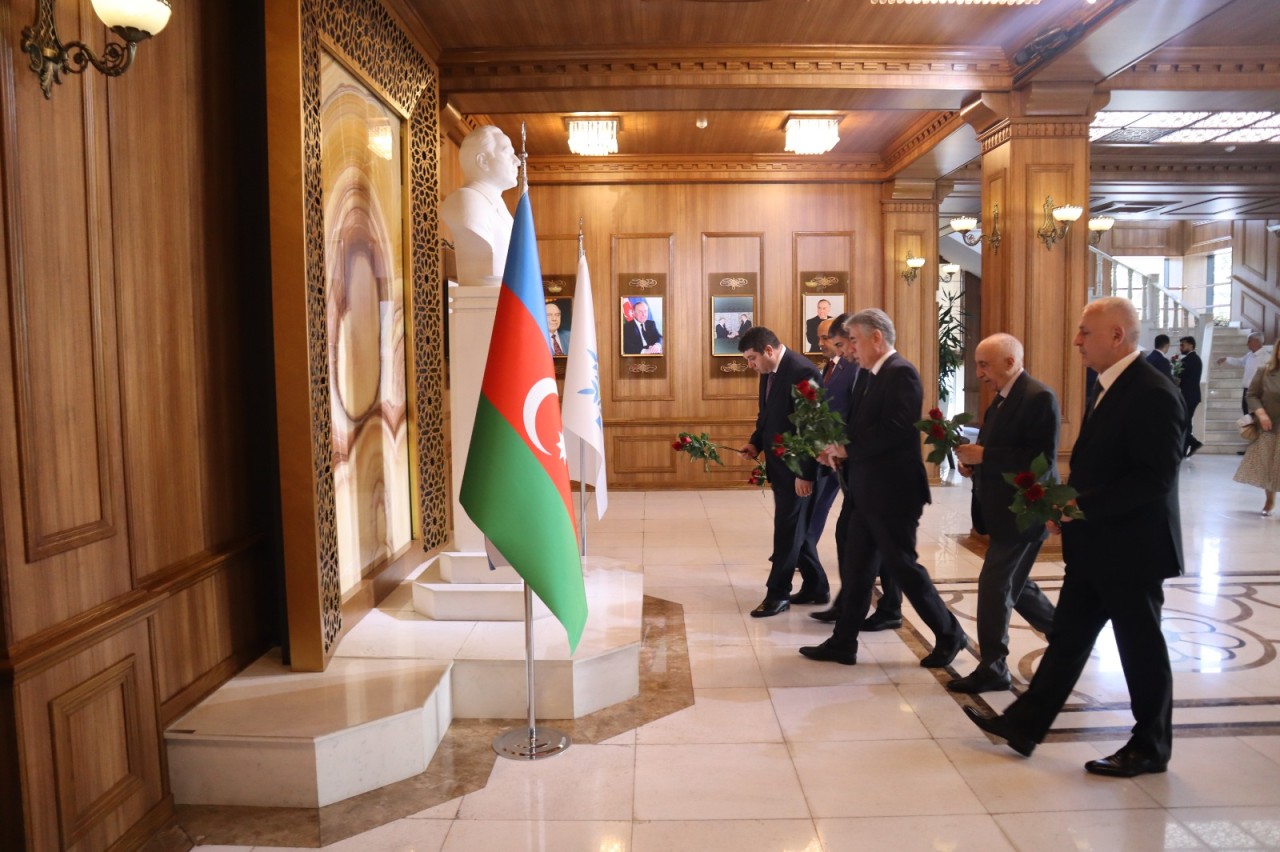 “Azərbaycanın taleyini dəyişən gün: 15 İyunun strateji əhəmiyyəti” - FOTOLAR