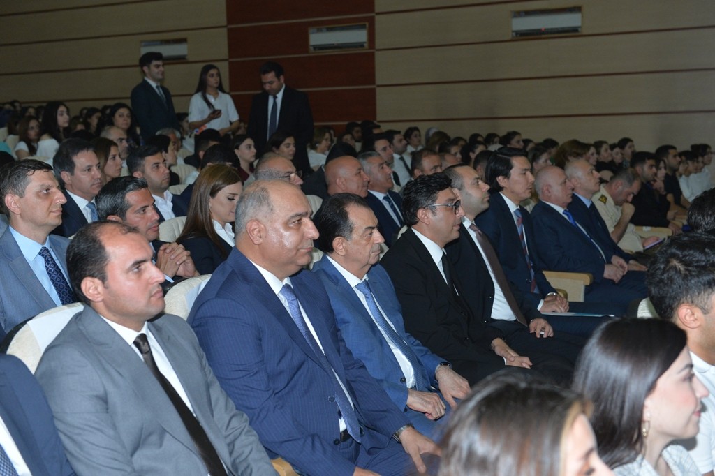 “Türk Dünyasının Gənclər Paytaxtı”nın bağlanış mərasimi keçirilib - FOTOLAR