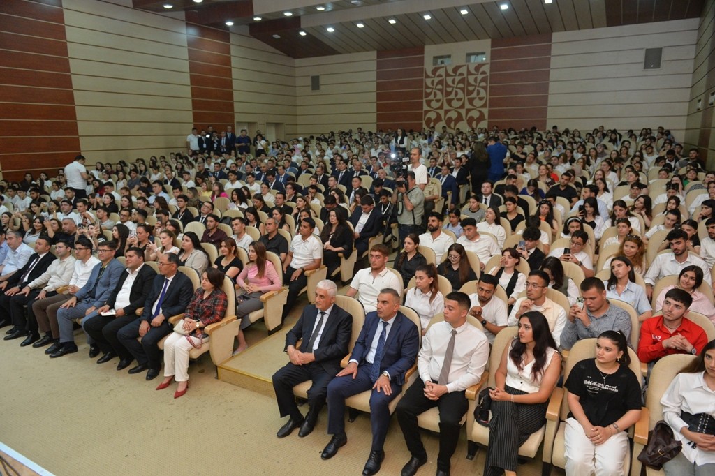 “Türk Dünyasının Gənclər Paytaxtı”nın bağlanış mərasimi keçirilib - FOTOLAR