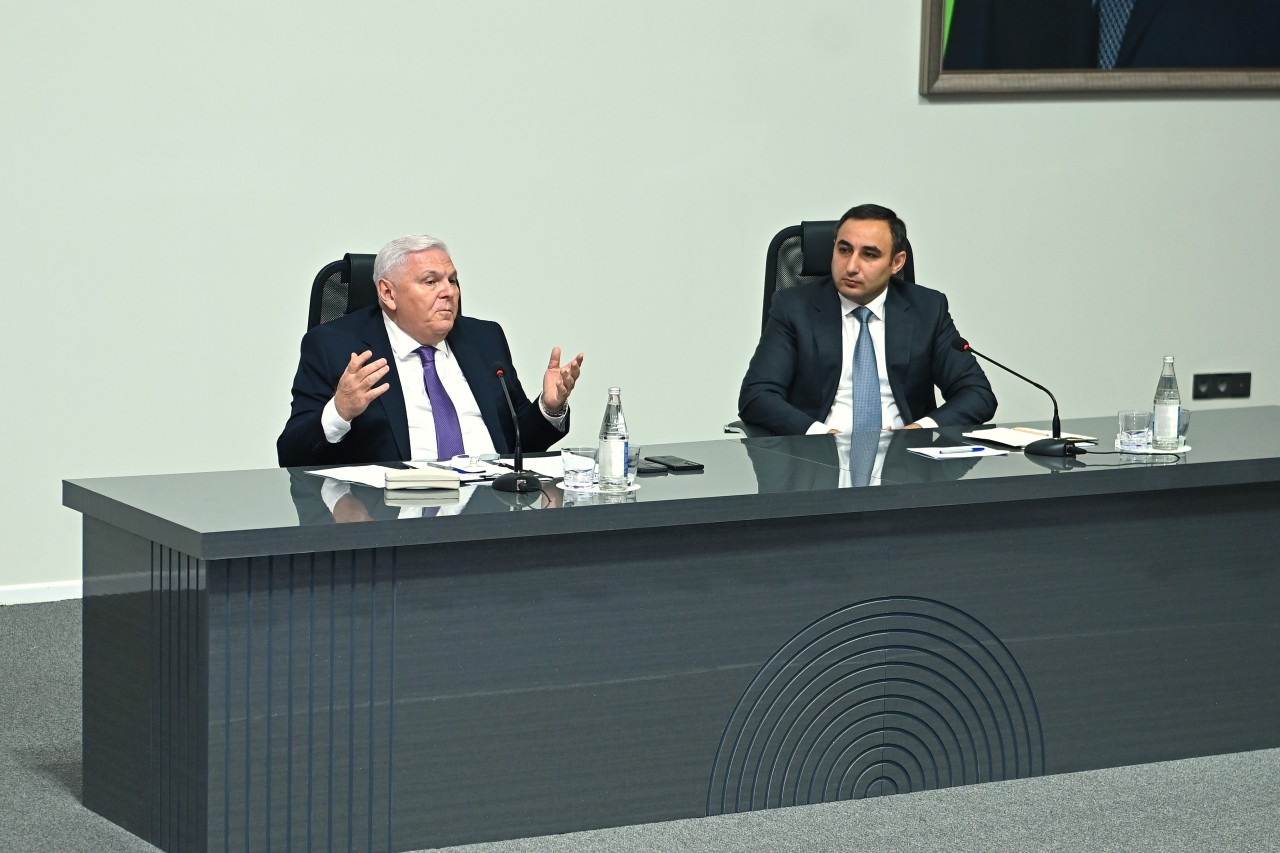 Şəkidə regional müşavirə keçirilib - FOTOLAR