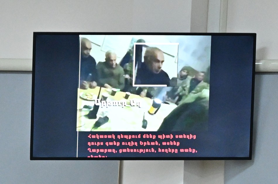 Silahları Ermənistan silahlı qüvvələrindən onların tərkib hissəsi kimi alırdıq - Levon Mnatsakanyan