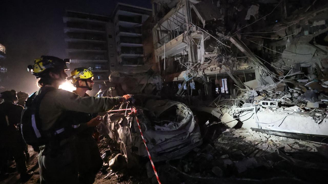 İranın raket hücumundan sonra Təl-Əviv - Fotolar