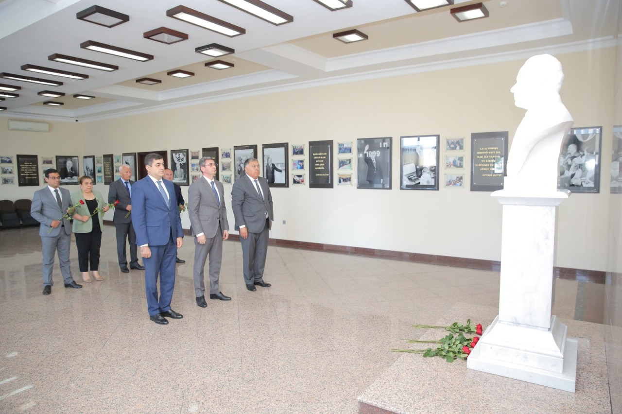 “Milli qurtuluşdan müstəqil Azərbaycana” mövzusunda konfrans - FOTOLAR