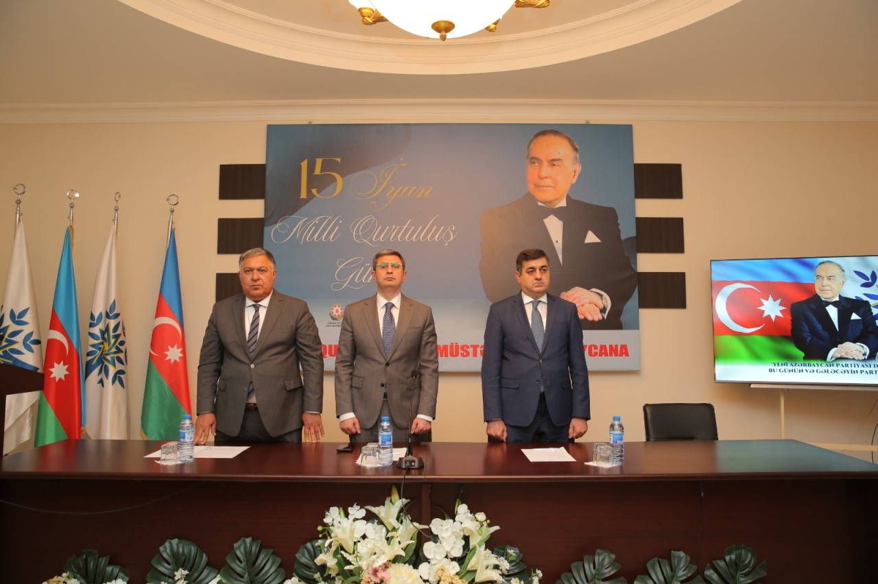 “Milli qurtuluşdan müstəqil Azərbaycana” mövzusunda konfrans - FOTOLAR