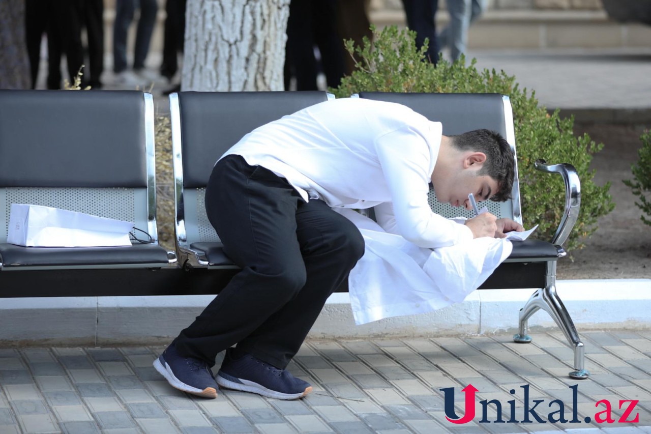 Onlar üçün "Son zəng" çalındı - FOTOLAR