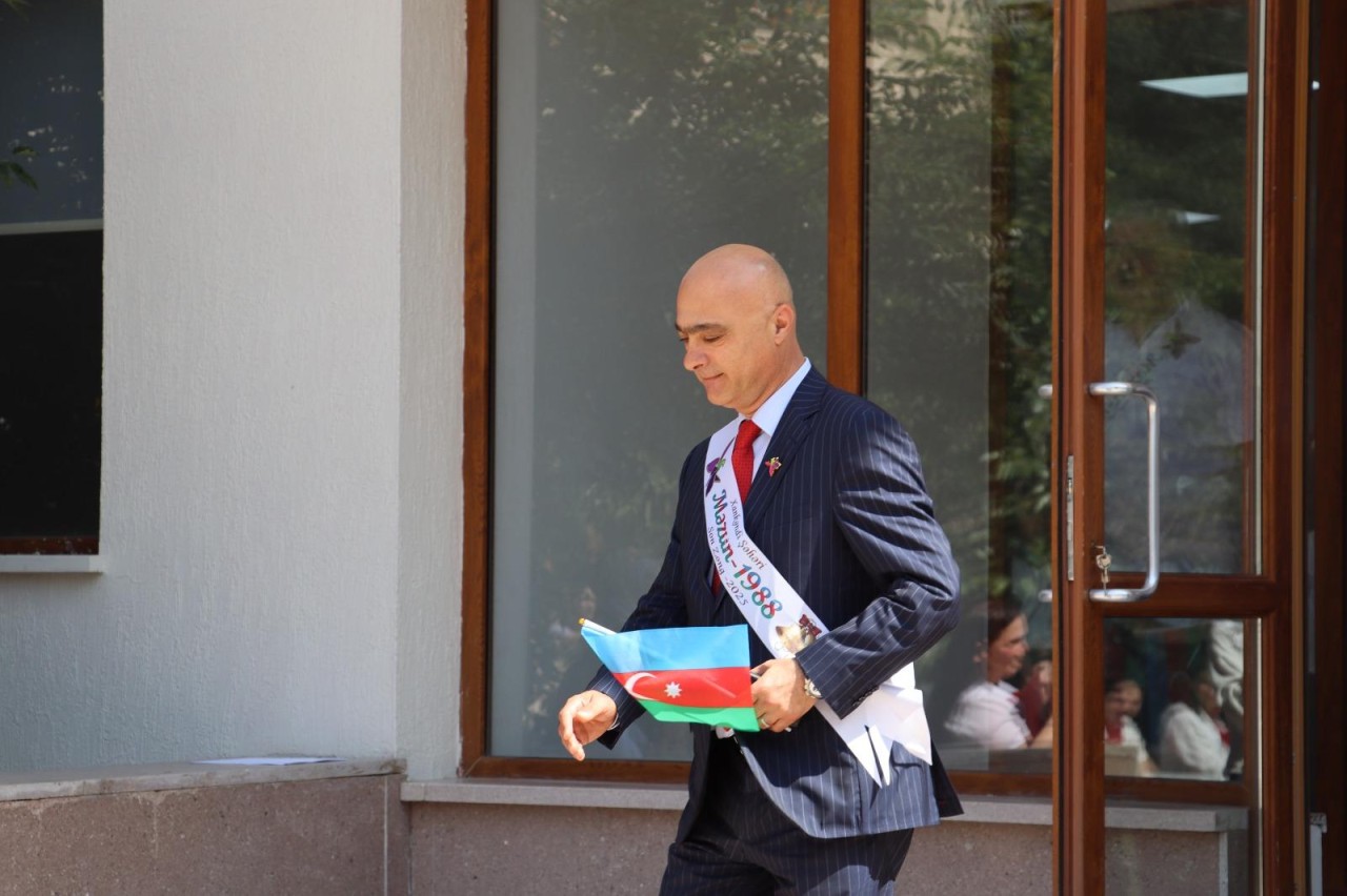 Xankəndidə 37 il əvvəl məzun olanlar üçün "Son zəng" - FOTOLAR