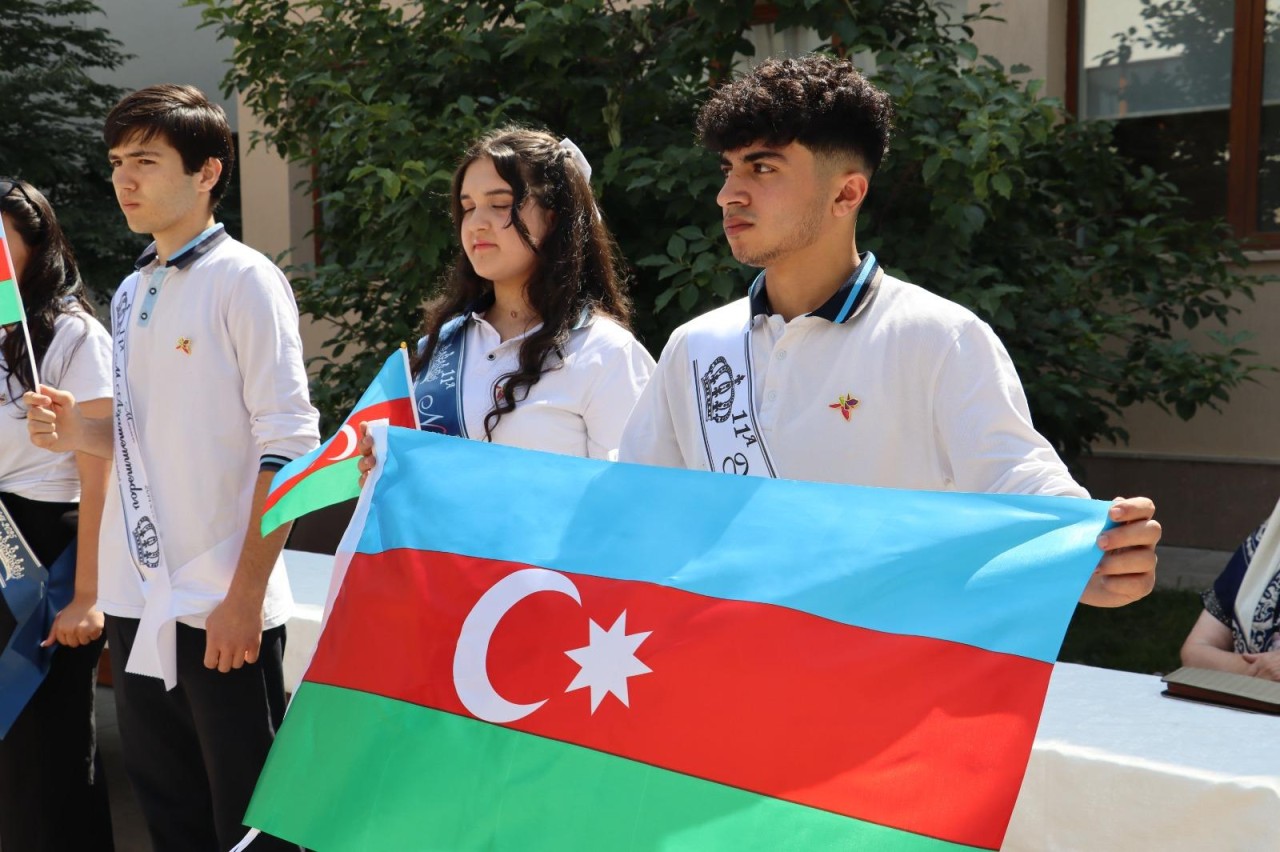 Xankəndidə 37 il əvvəl məzun olanlar üçün "Son zəng" - FOTOLAR