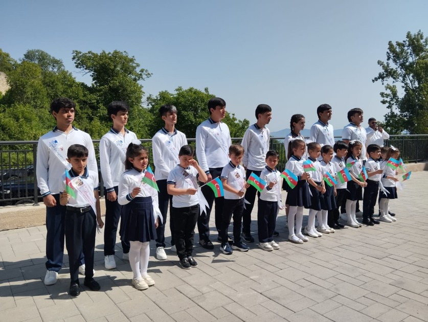 34 il sonra Şuşada “Son zəng” çalınıb - FOTOLAR