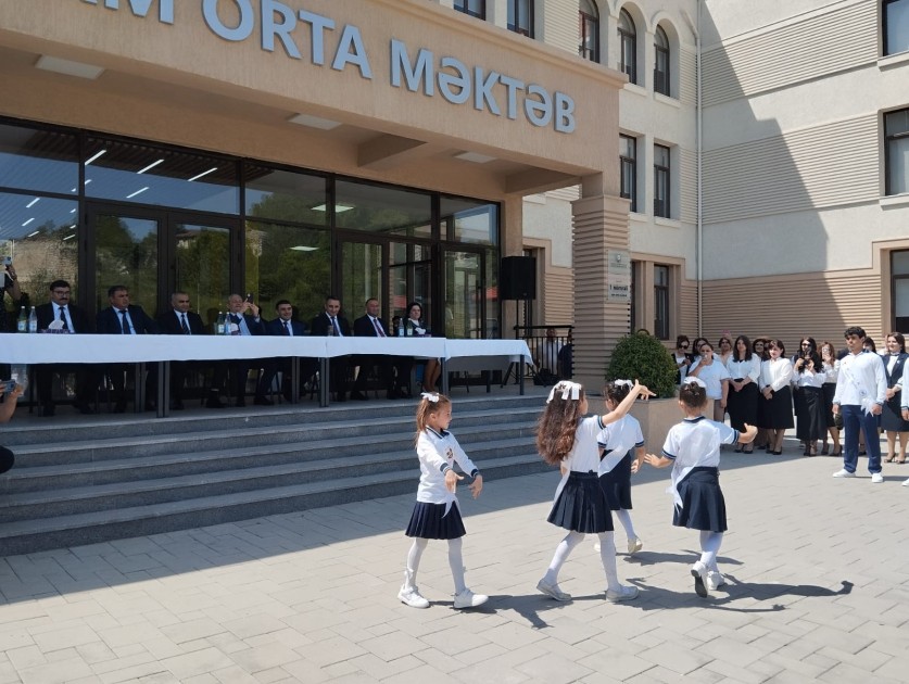 34 il sonra Şuşada “Son zəng” çalınıb - FOTOLAR