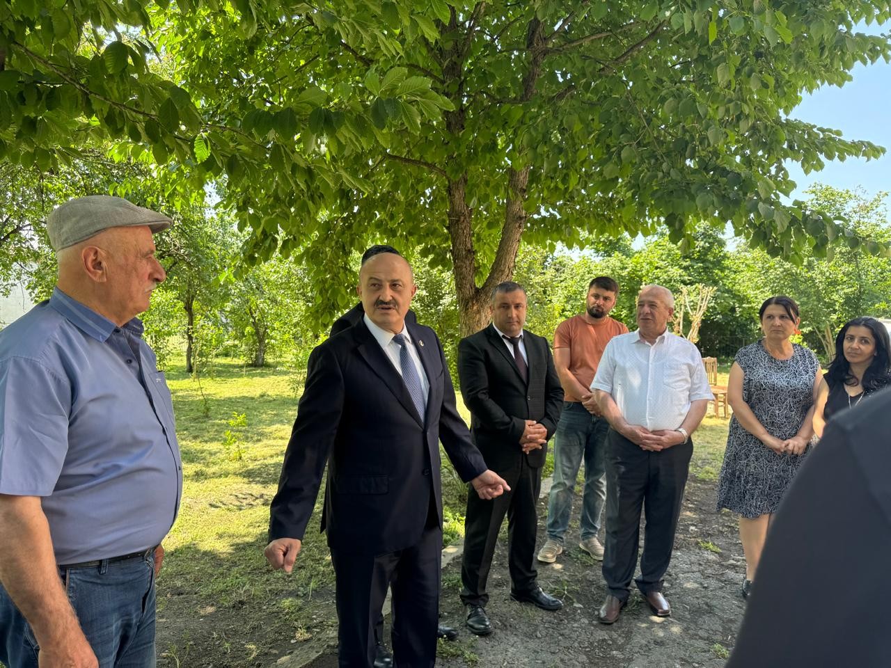 Asif Əsgərov şəhid ailəsini ziyarət edib, vətəndaşlarla görüşdü  - FOTOLAR