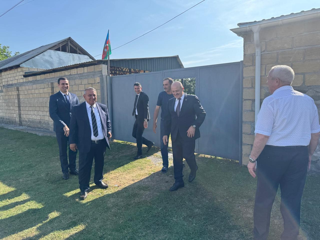 Asif Əsgərov şəhid ailəsini ziyarət edib, vətəndaşlarla görüşdü  - FOTOLAR