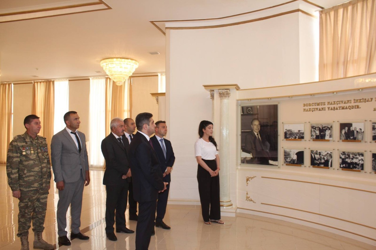 Göygöldə Qurtuluş Günü ilə bağlı dəyirmi masa keçirildi - FOTOLAR