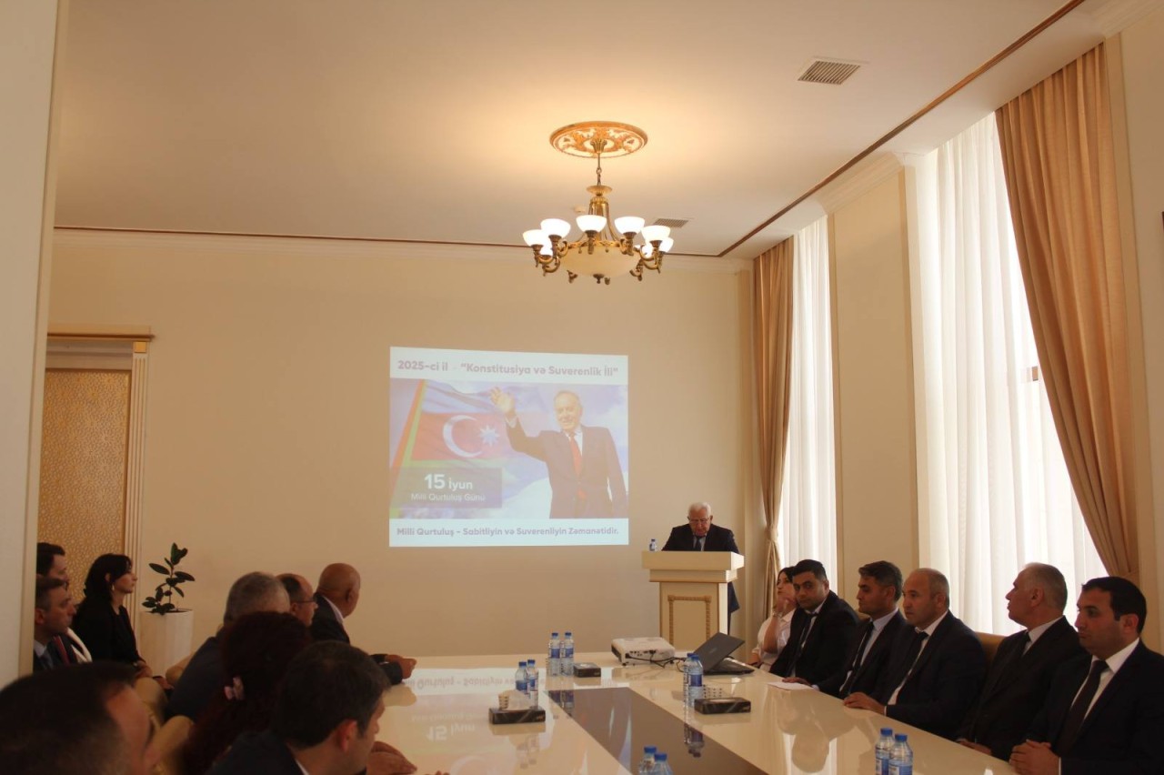 Göygöldə Qurtuluş Günü ilə bağlı dəyirmi masa keçirildi - FOTOLAR