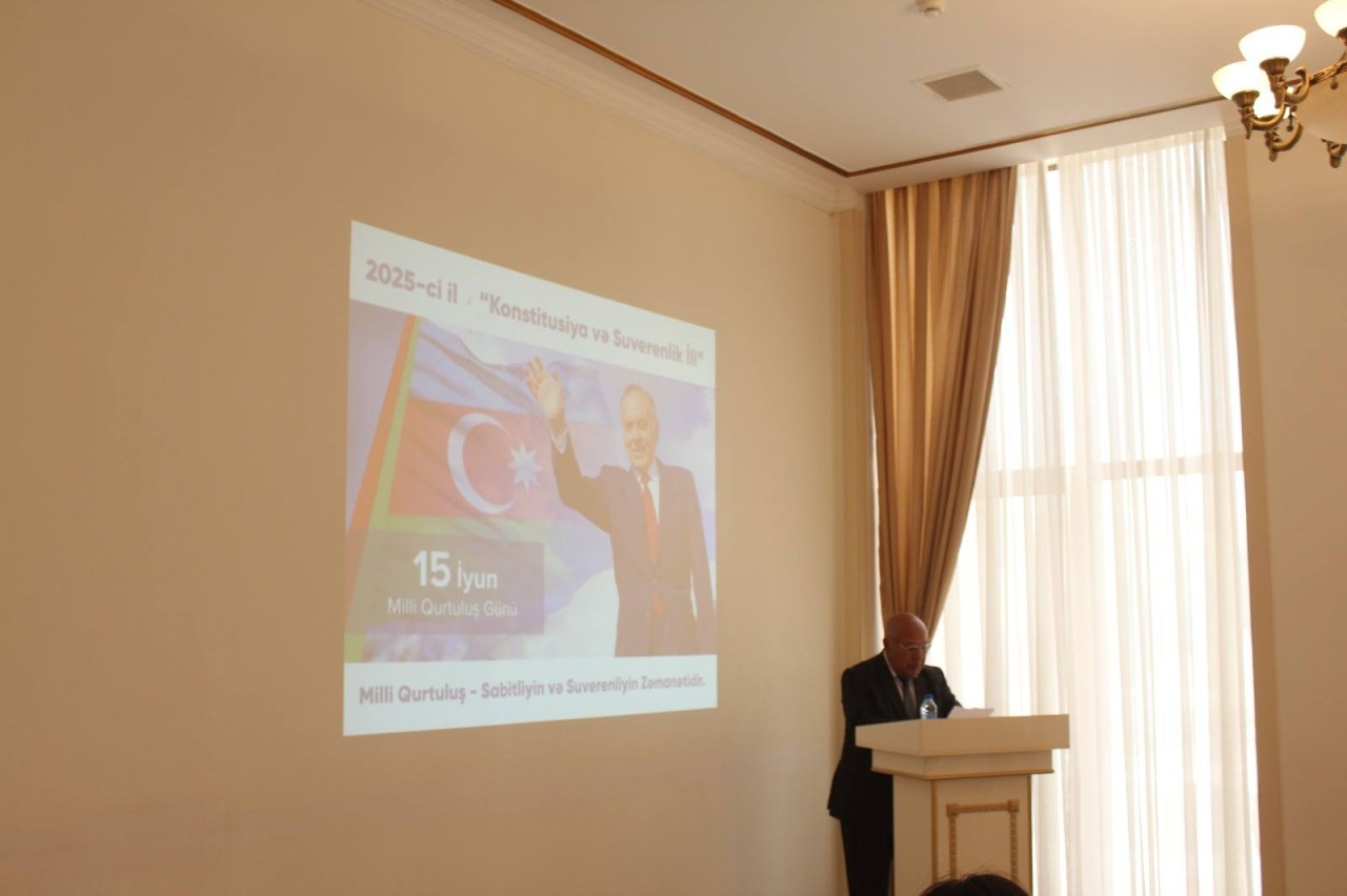 Göygöldə Qurtuluş Günü ilə bağlı dəyirmi masa keçirildi - FOTOLAR