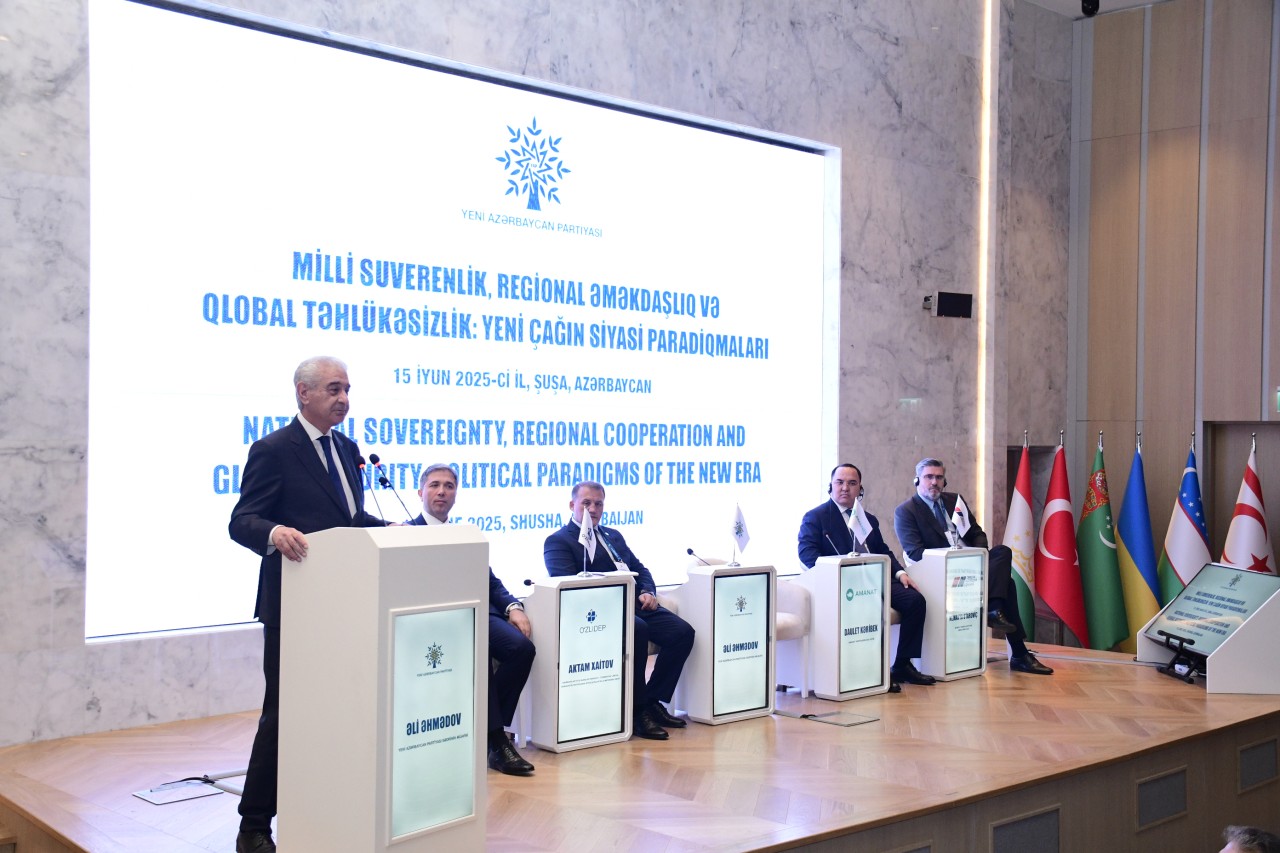 YAP Şuşada beynəlxalq konfrans keçirdi - FOTOLAR