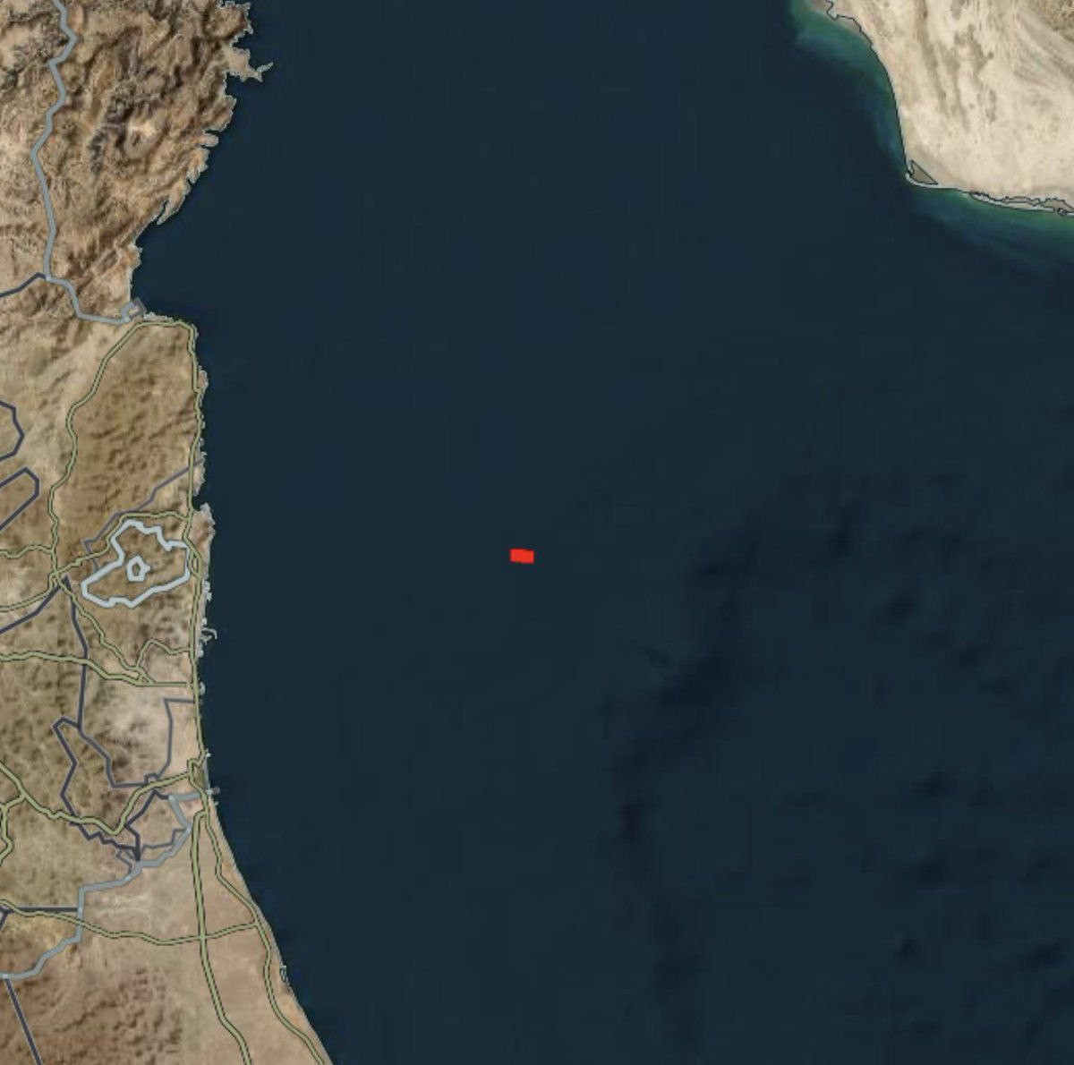 İran sahillərində üç gəmi yanır - FOTO