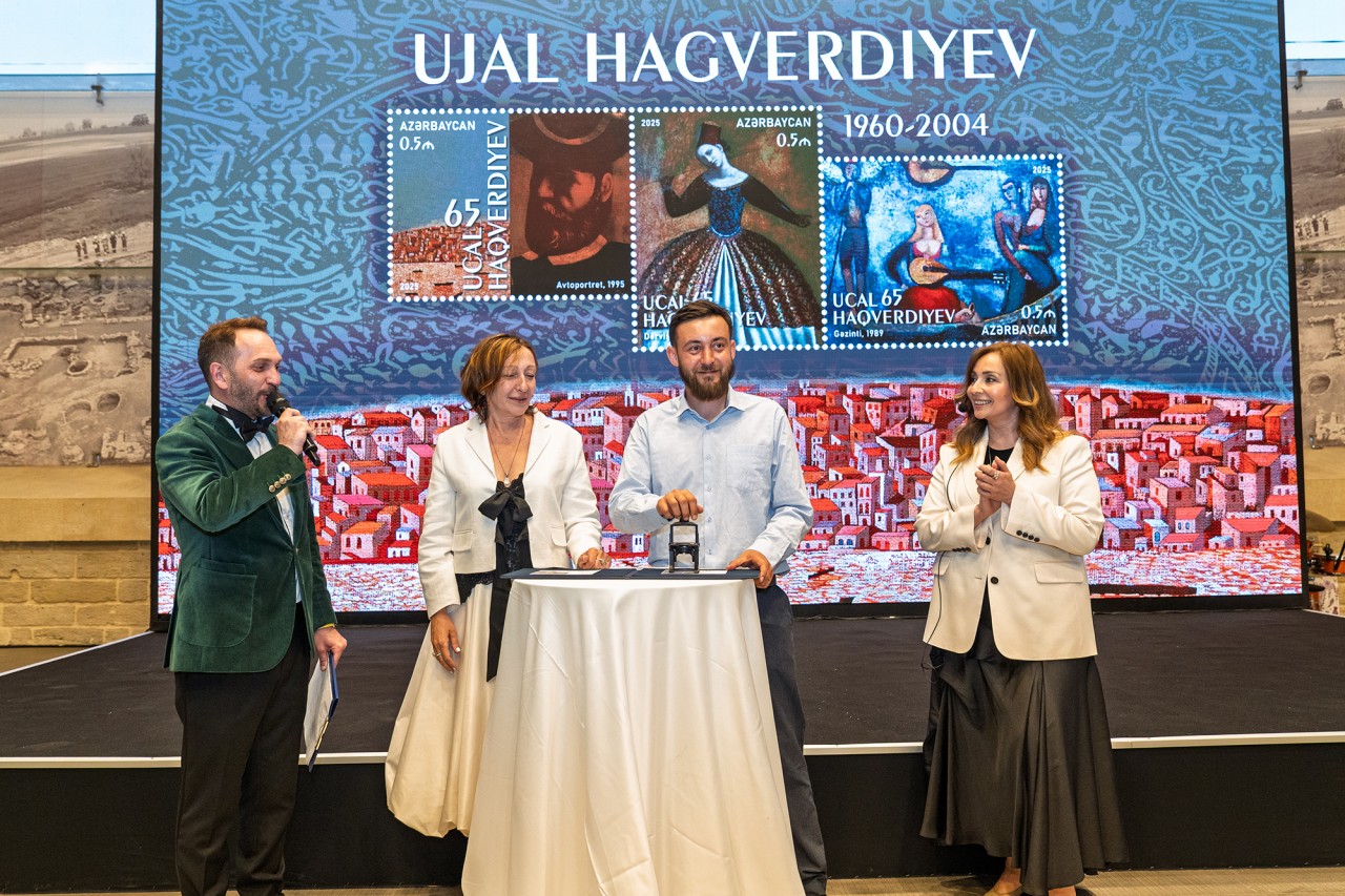 "Azercell" kitab təqdimatı keçirdi - FOTOLAR