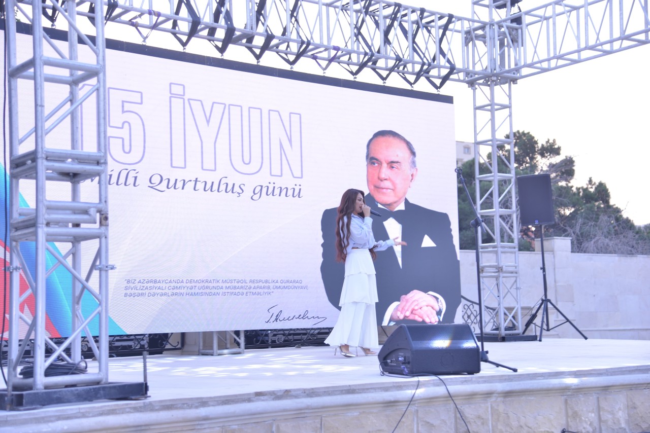 Qaradağda bayram tədbiri keçirilib - FOTOLAR