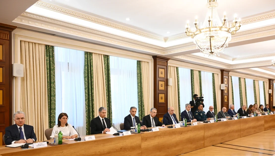 Samir Nuriyev iclas keçirib, tapşırıqlar verdi (FOTOLAR)