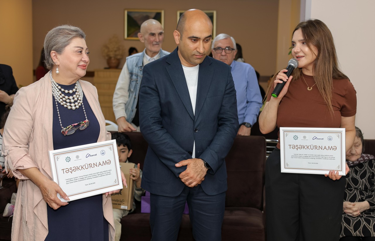 "Azercell" diqqət və qayğıya ehtiyacı olan iki nəsli bir araya gətirdi - FOTOLAR