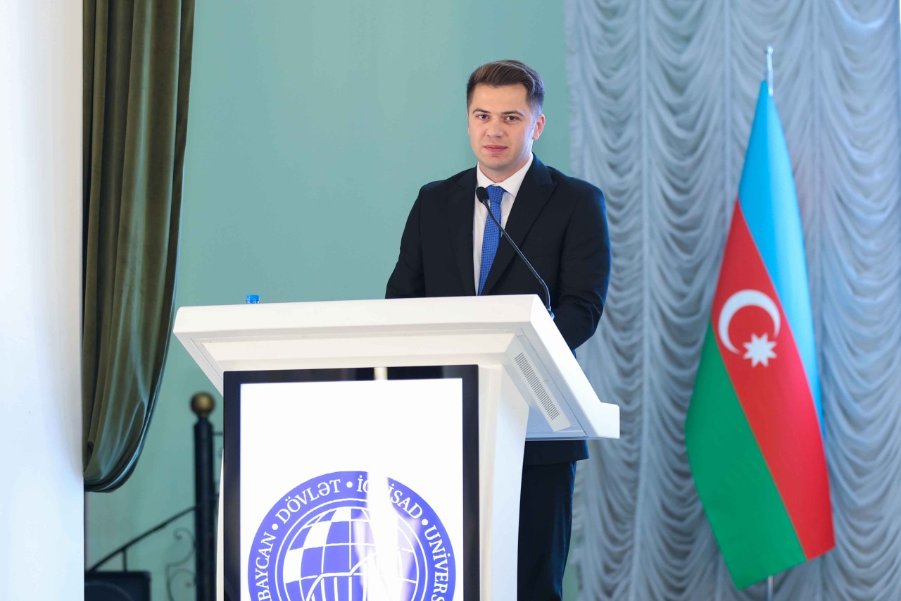 “Sizin verdiyiniz tapşırığı UNEC yerinə yetirdi, cənab Prezident!” - UNEC rektoru (FOTOLAR)