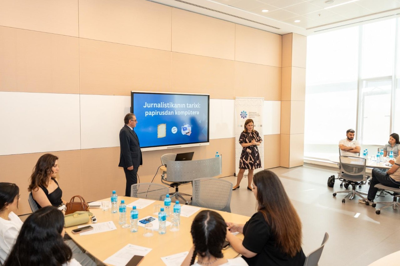 Medianın İnkişafı Agentliyi seminarlara başladı - FOTOLAR