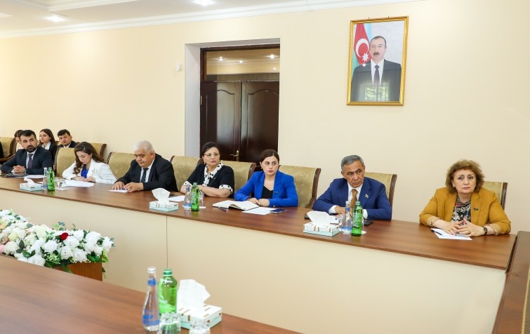 Bərdədə Milli Məclisin Səhiyyə komitəsinin səyyar iclası keçirildi - FOTOLAR