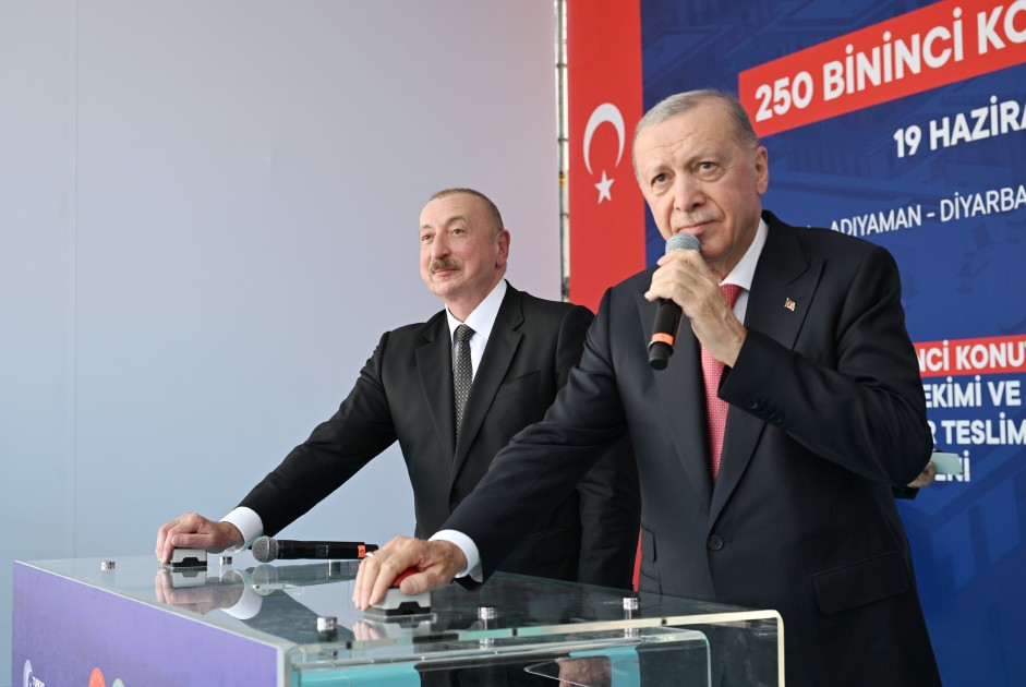 “Azərbaycan” məhəlləsinin açılışında prezidentlərin çıxışının tam mətni - VİDEO (YENİLƏNİB)