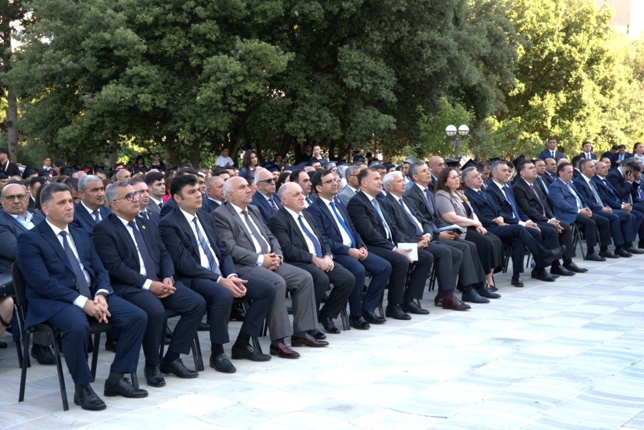 AƏSMA-da “Məzun günü” keçirilib - FOTOLAR