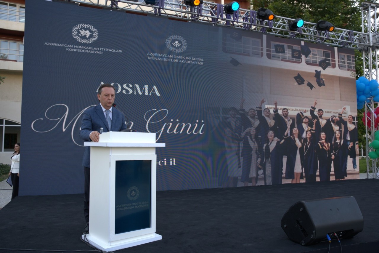 AƏSMA-da “Məzun günü” keçirilib - FOTOLAR