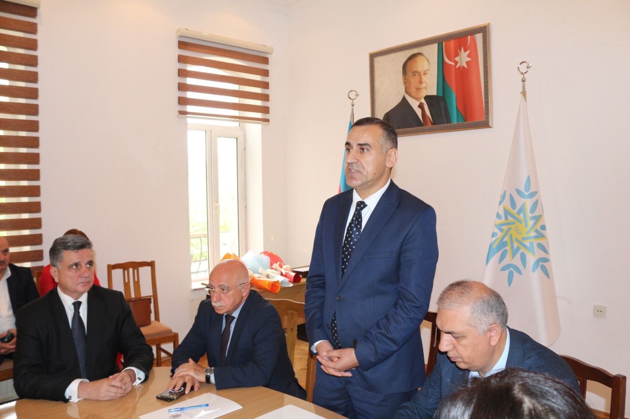 Diaqnoz Tibb Mərkəzinin əməkdaşı Fəxri Fərmanla təltif olundu - FOTOLAR