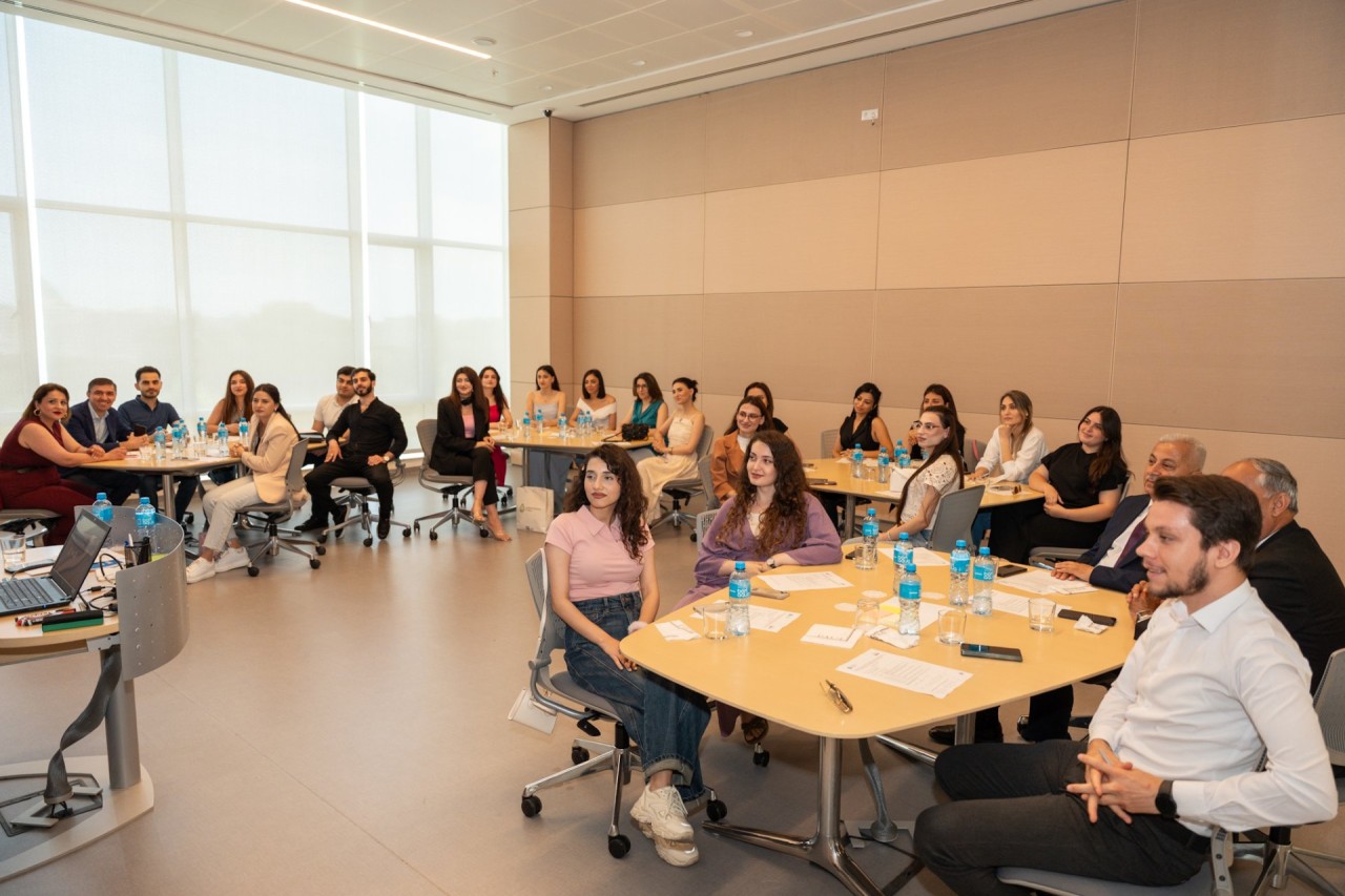 Mətbuatın 150 illiyi ilə əlaqədar seminarlar yekunlaşdı - FOTOLAR