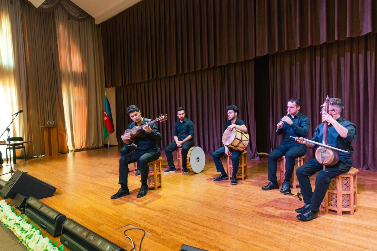 Beynəlxalq muğam müsabiqəsinin qalibləri məlum olub - FOTOLAR