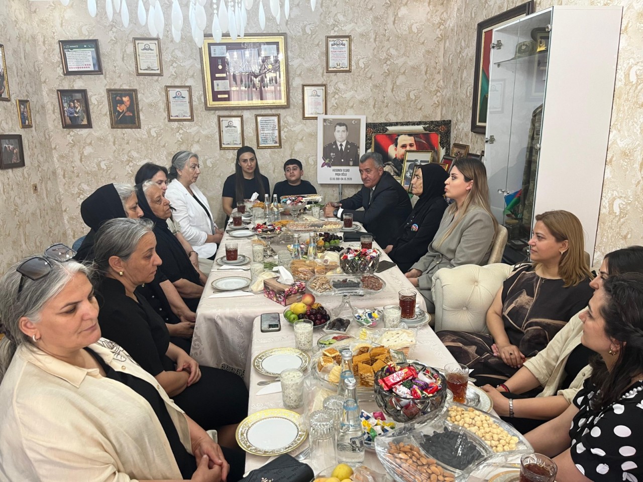 Abşeronda şəhidlərimiz və onların ailə üzvləri növbəti dəfə ziyarət olunub - FOTOLAR