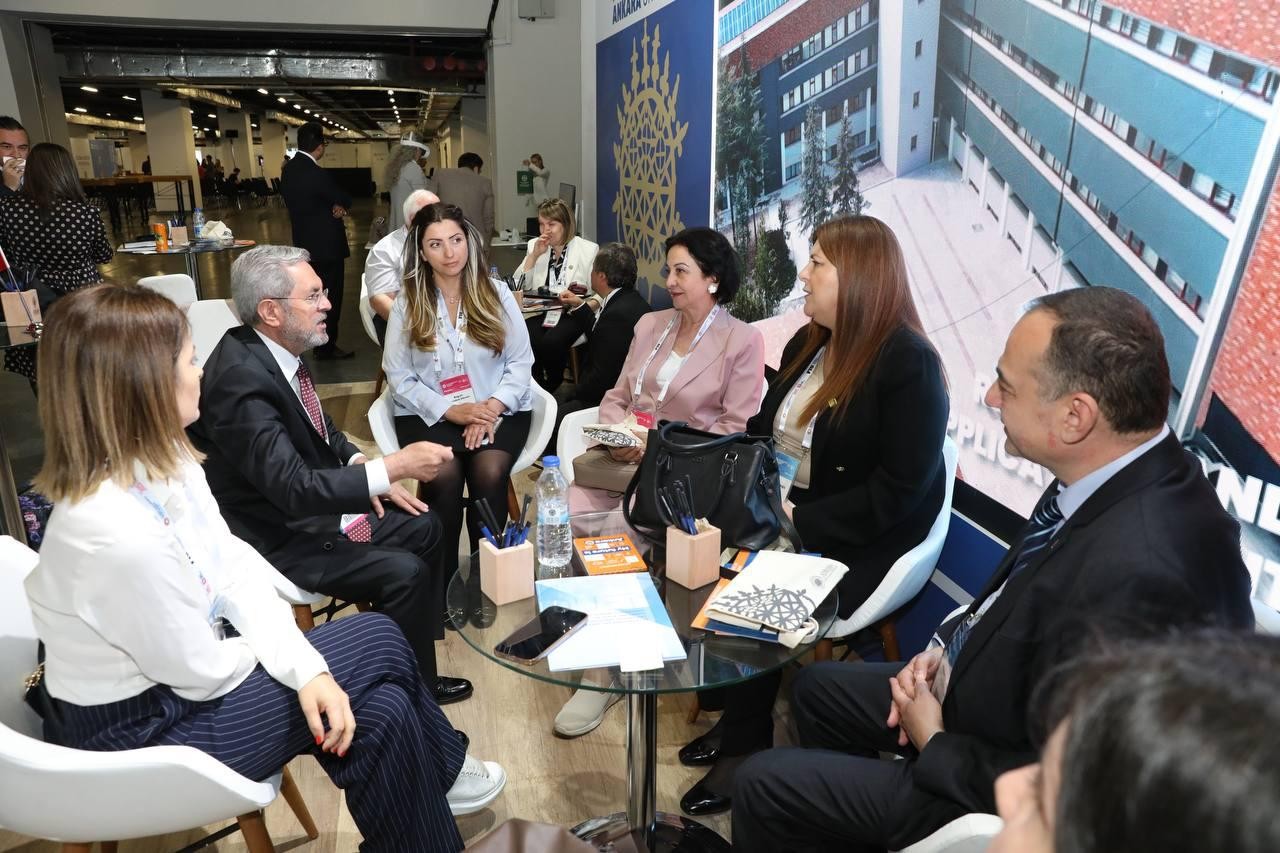 AzMİU “Qlobal Dayanıqlı İnkişaf Konqresi”ndə fəal iştirak edib - FOTO