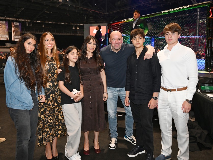 Prezidentin ailə üzvləri "UFC Fight Night"ı izləyiblər - FOTOLAR