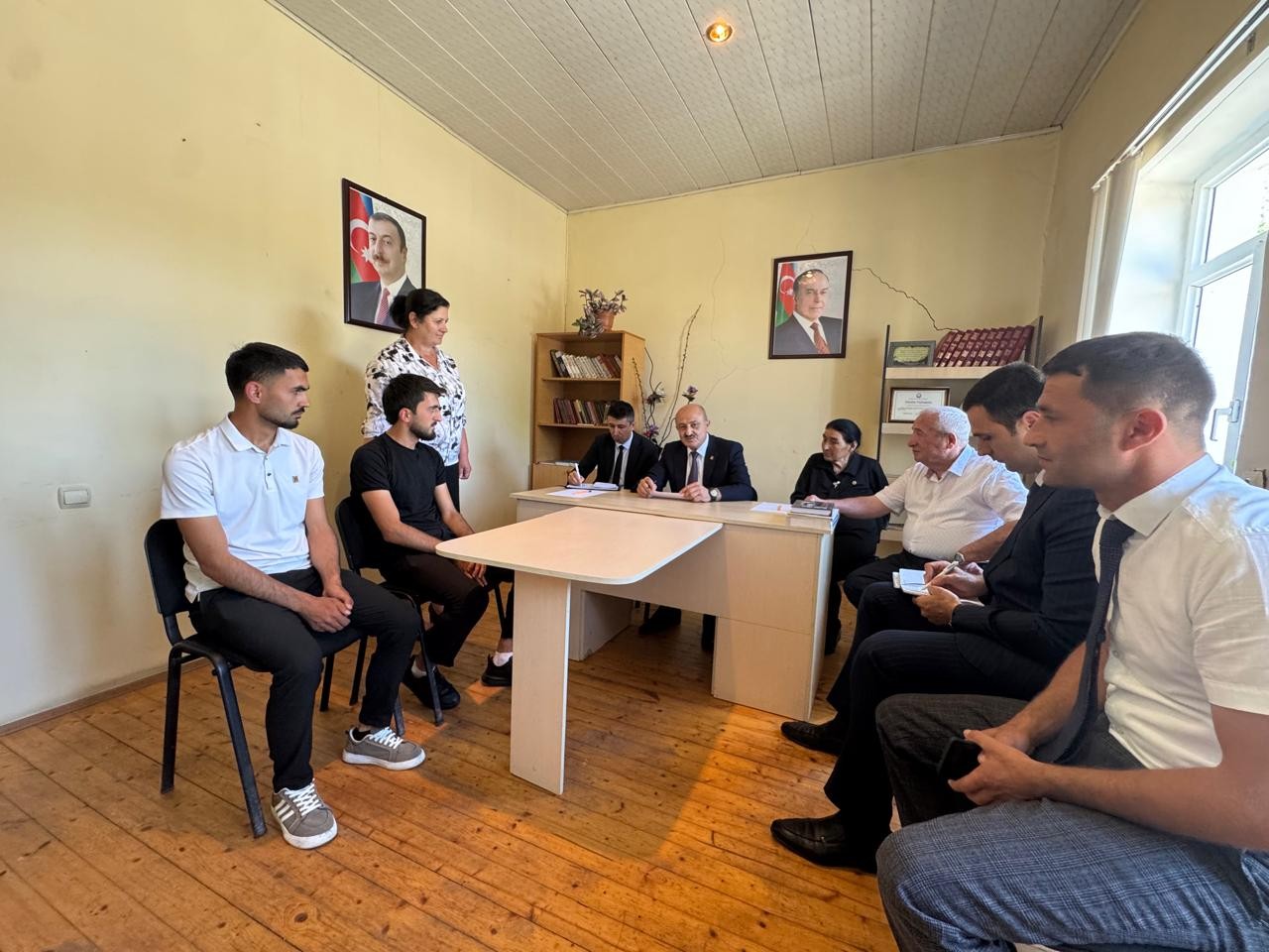 Asif Əsgərov şəhid ailəsini ziyarət edib, vətəndaşlarla görüşdü - FOTOLAR