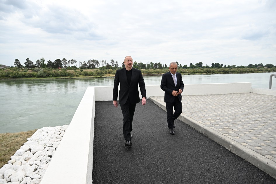 Prezident sutəmizləyici qurğunun açılışında iştirak etdi - FOTOLAR (YENİLƏNİB)