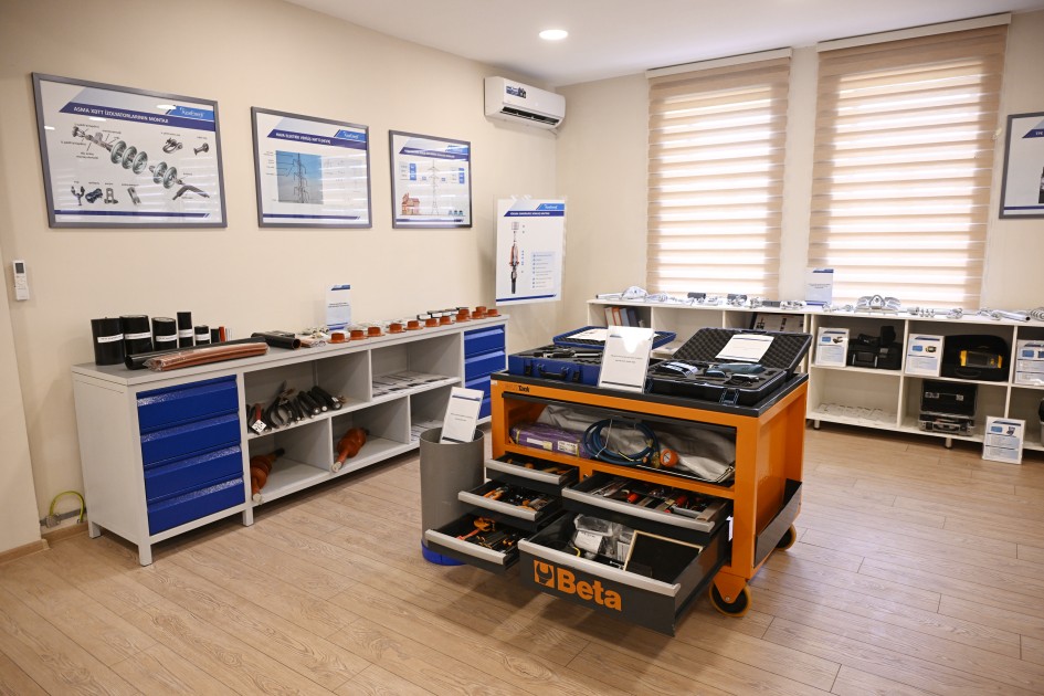 “Yevlax” qovşaq yarımstansiyasının açılışı oldu - FOTOLAR (YENİLƏNİB)