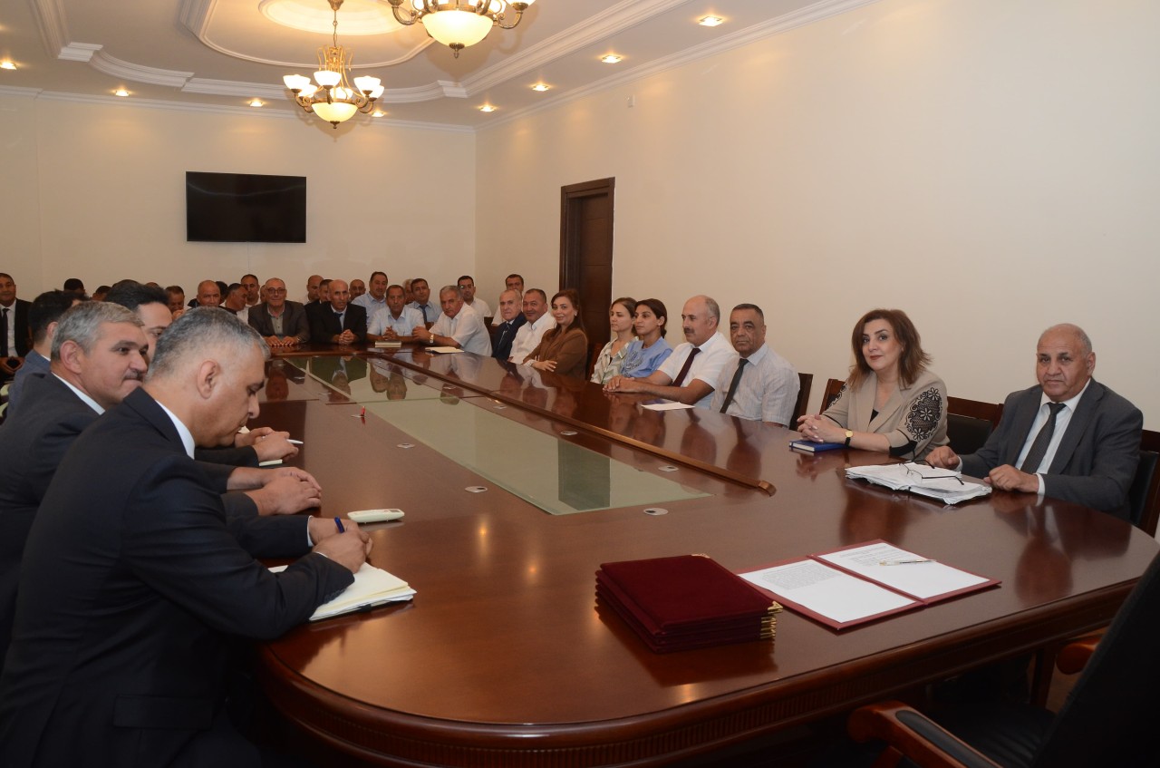 Qubadlı RİH dövlət qulluqçularını təbrik etdi - FOTOLAR