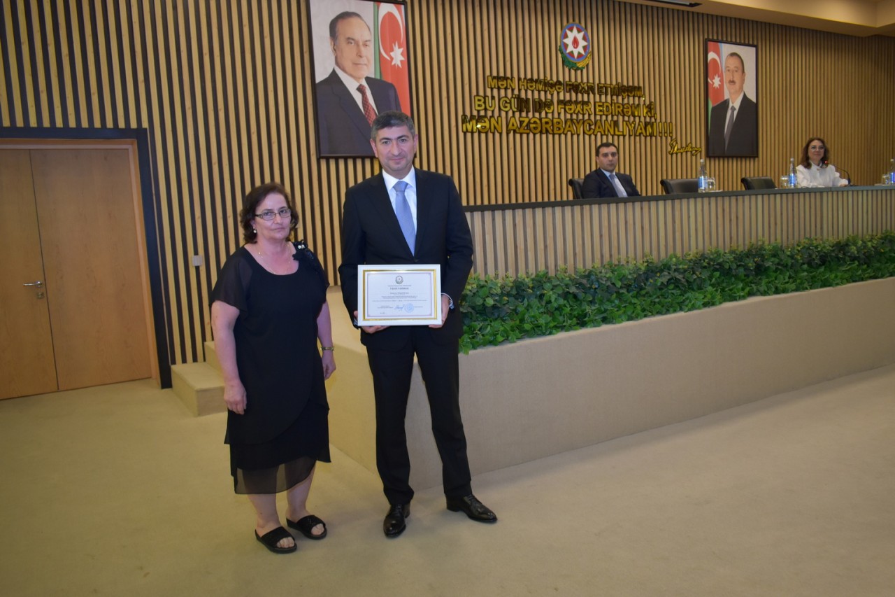 Yasamal RİH-də dövlət qulluqçularının peşə bayramı qeyd edilib - FOTOLAR