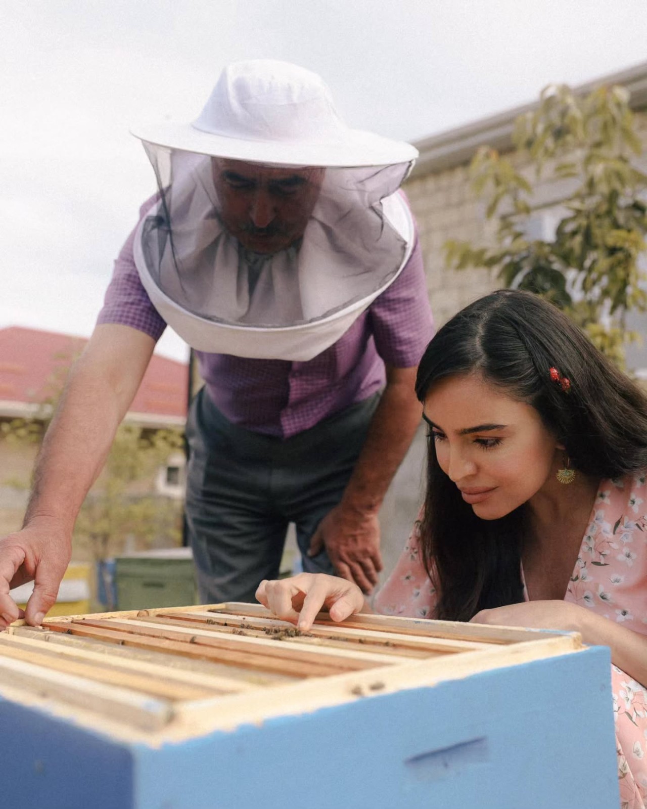 Leyla və Arzu Əliyevalar “Gənc arıçı” layihəsinin iştirakçısı ilə görüşdülər - FOTOLAR