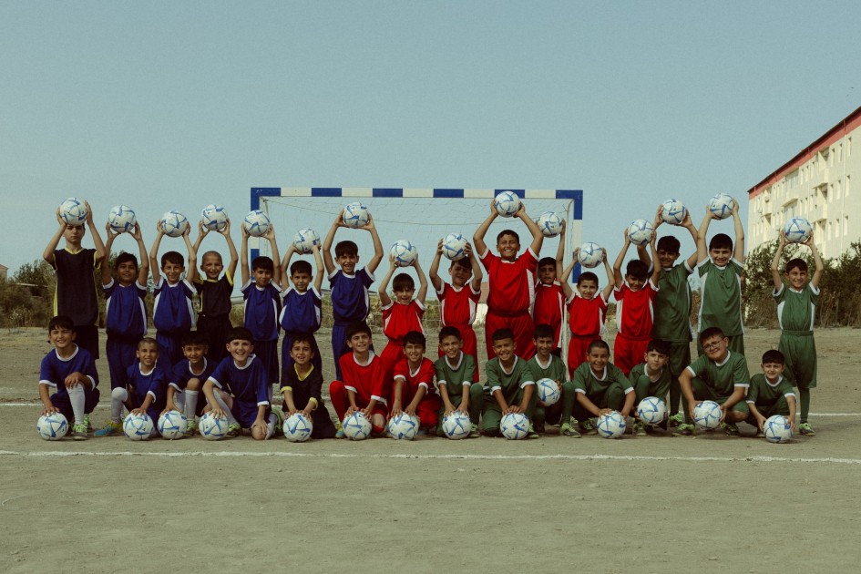 Leyla və Arzu Əliyevalar “Gənc arıçı” layihəsinin iştirakçısı ilə görüşdülər - FOTOLAR
