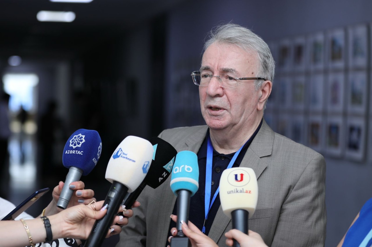 AzMİU-da beynəlxalq elmi konfrans keçirilib - FOTOLAR