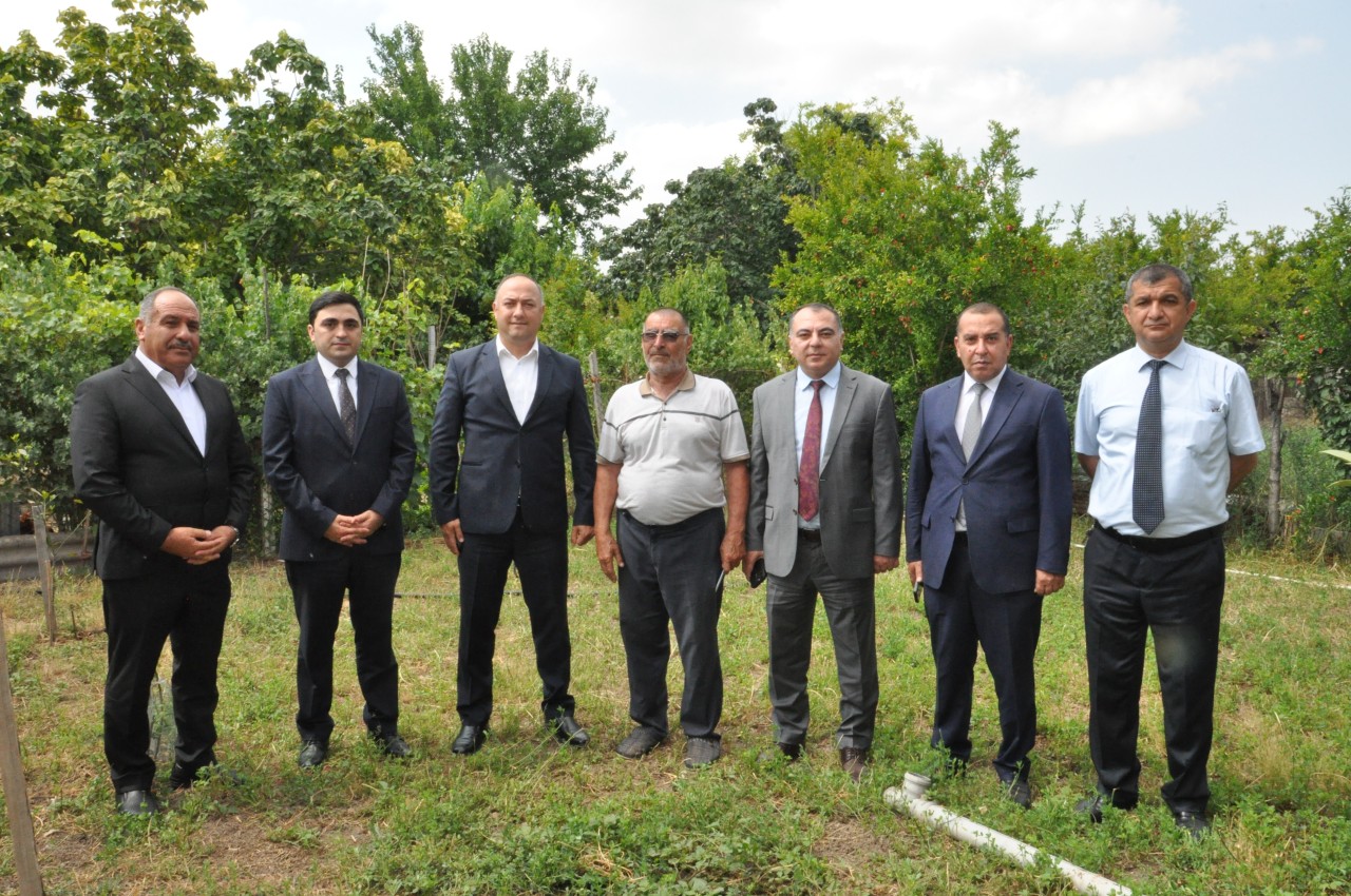 Silahlı Qüvvələr Günü ərəfəsində şəhid ailələri ziyarət olunub - FOTOLAR