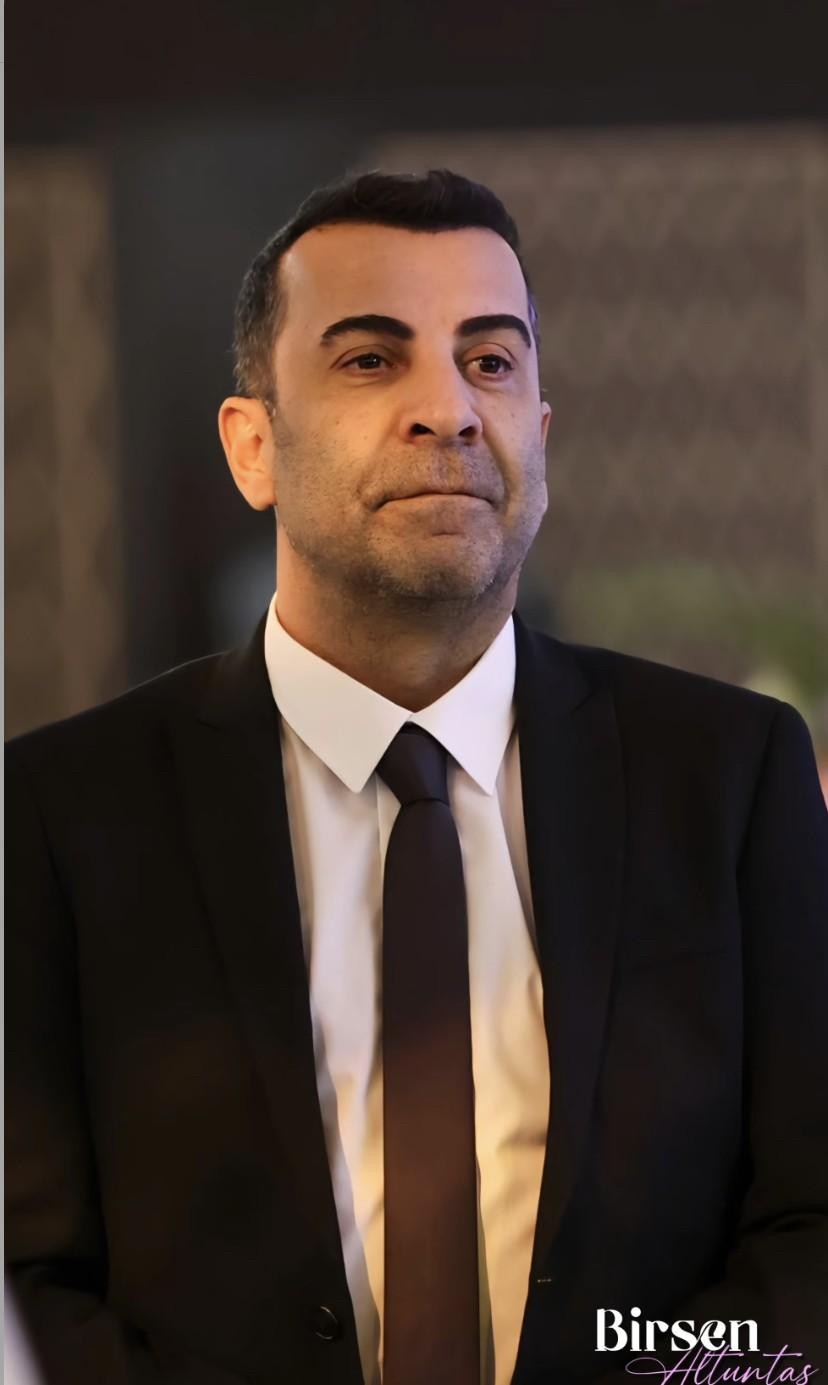 Üç aktyor "Bahar"dan getdi - FOTO