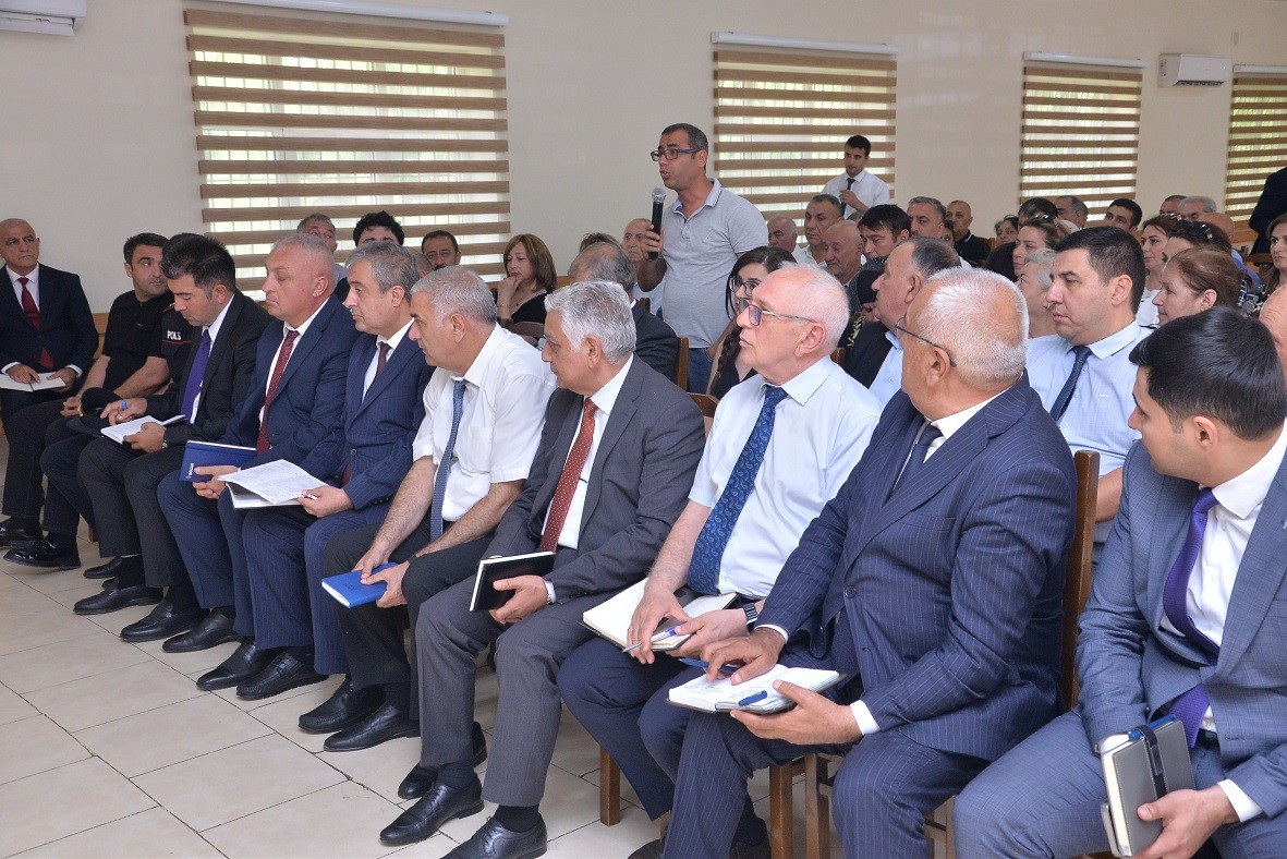 Süleyman Mikayılov vətəndaşların müraciətlərini dinlədi - FOTOLAR