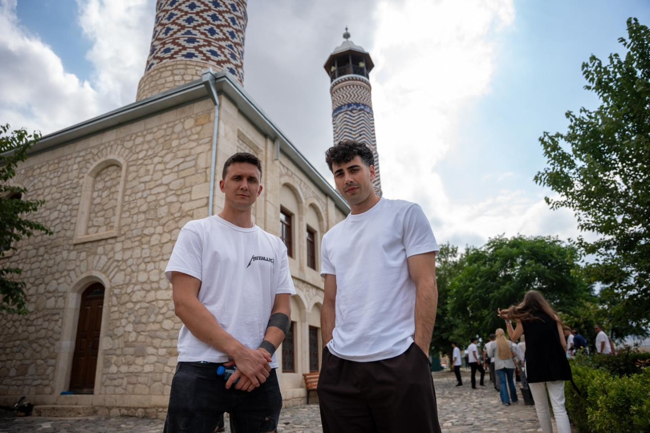 Qurban Qurbanov və futbolçuları "İmarət"də - VİDEO (FOTOLAR)