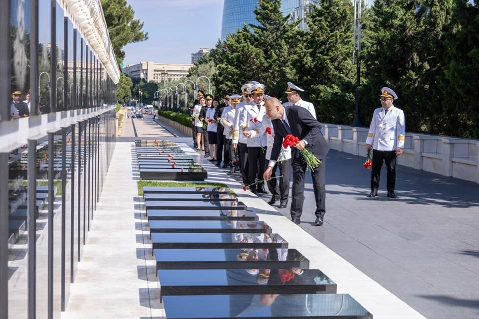 Azərbaycan dənizçiləri peşə bayramlarını qeyd edirlər - FOTOLAR